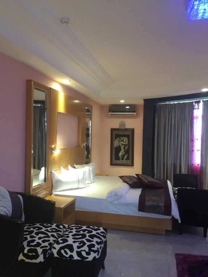 Sun Beach Hotel Cotonou Pokoj fotografie